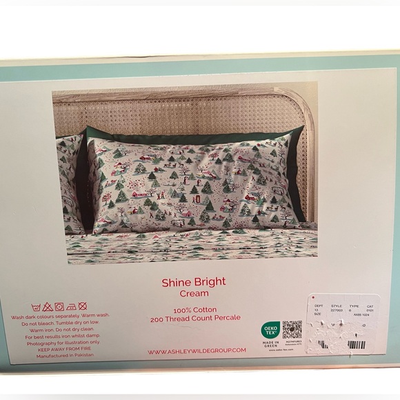 Cath Kidston London NWT Winter Heart Theme Shine Bright Standard Pillowcase Pair - Picture 4 of 7